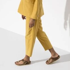 Birkenstock Gizeh Big Buckle Oiled Leather 13 Birkenstock Gizeh Big Buckle Oiled Leather -Urban Stride Shop 1018785 f look f