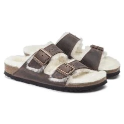 Birkenstock Arizona Shearling Oiled Leather 17 Birkenstock Arizona Shearling Oiled Leather -Urban Stride Shop 1021049 pair