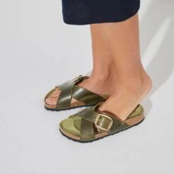 Birkenstock Siena Big Buckle Oiled Leather 21 Birkenstock Siena Big Buckle Oiled Leather -Urban Stride Shop 1024053 detail 8