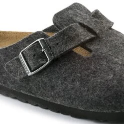 Birkenstock Boston Wool Felt 20 Birkenstock Boston Wool Felt -Urban Stride Shop 160373 detail 1