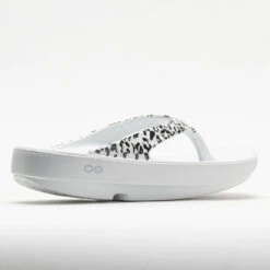 OOFOS OOlala Limited Women's White/Black Leopard -Urban Stride Shop 570571 6